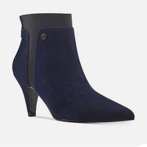 Bandolino kitten heel booties